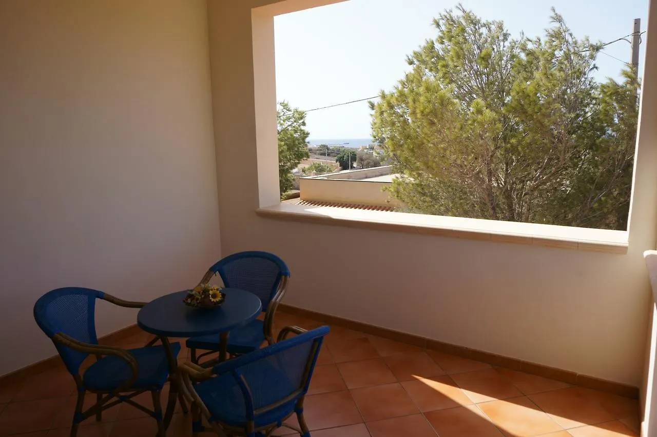 Il Veliero Blu Aparthotel Lampedusa 0*,