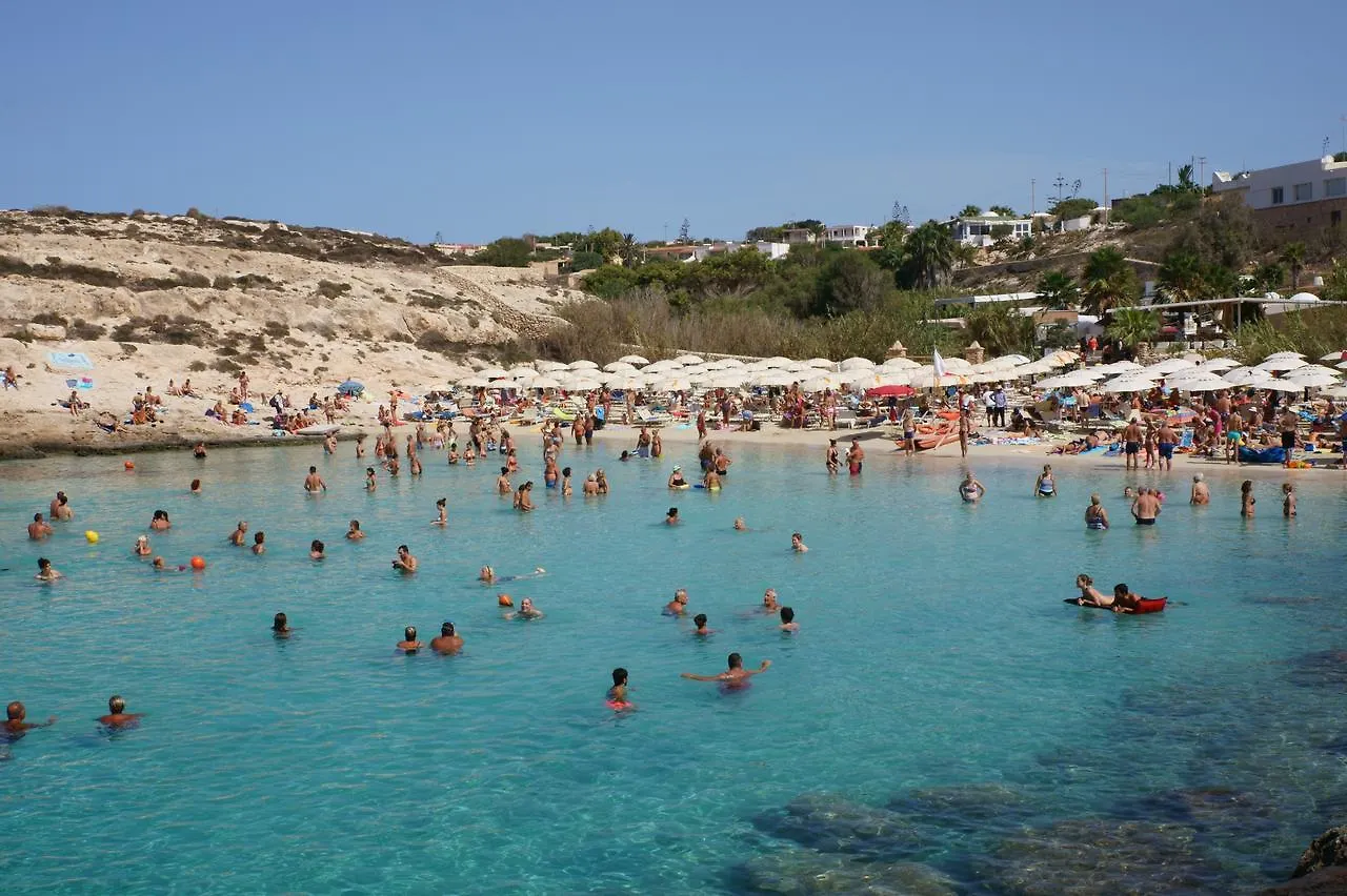 Il Veliero Blu Aparthotel Lampedusa 0*,